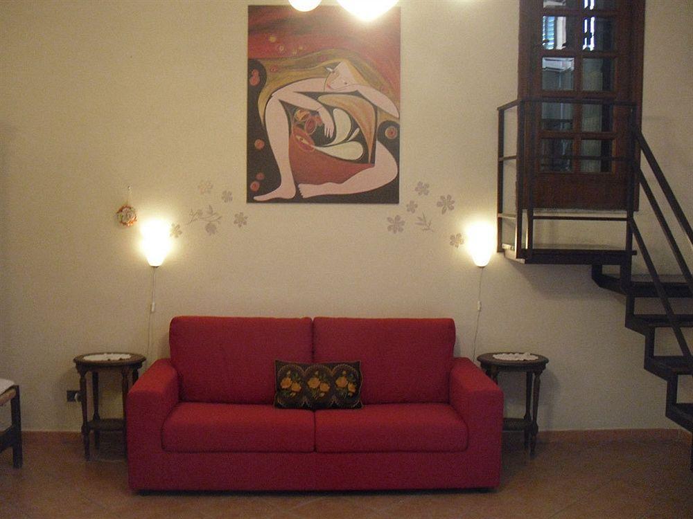 Bed And Breakfast I Vicoletti Di Napoli Luaran gambar